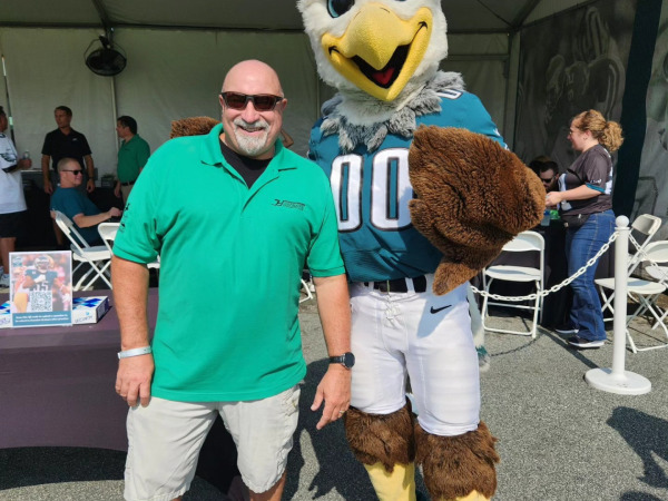 Hoffmans-Eagles-Partnership-21
